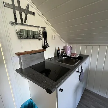 Apartamento Cozy Loft With Terrace, Close To The Lake, Mountains And Alesund